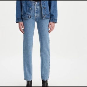 Levi’s 501 medium wash mom jeans